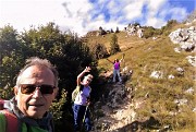 36 Ripido strappo finale per salire alla croce del Monte Castello